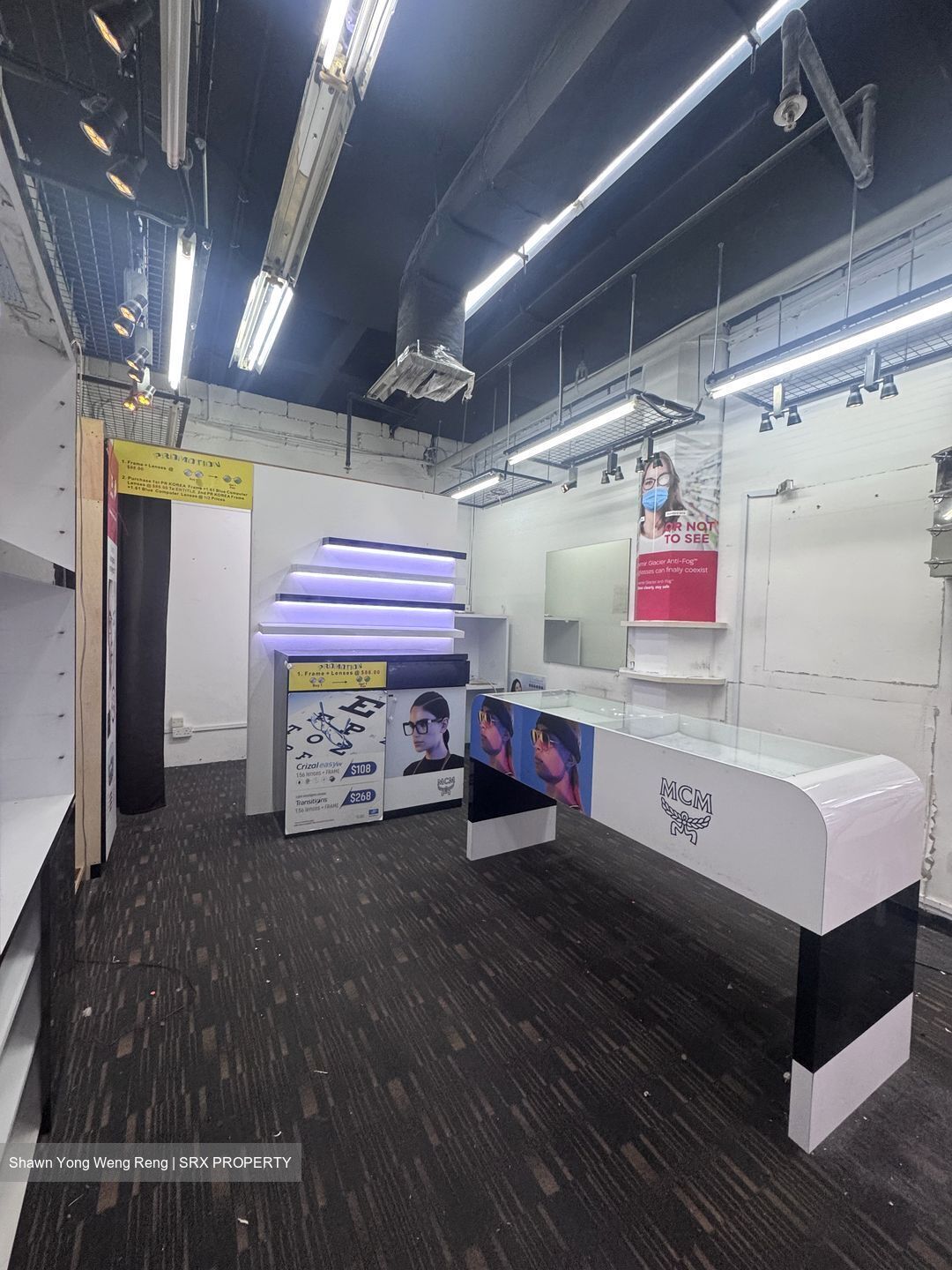 Queensway Tower / Queensway Shopping Centre (D3), Retail #597122381